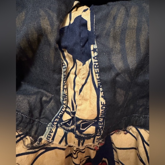 Beautiful African skirt made in Nigeria. Elastic waist to fit sizes XS-L - Picture 3 of 4